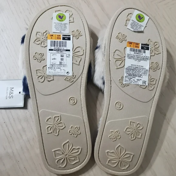 NWT! M&S Collection Slippers - Picture 10 of 10